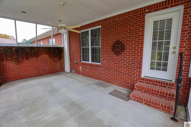 545 Ashcreek, Paducah, KY 42001