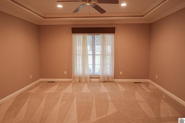 545 Ashcreek, Paducah, KY 42001