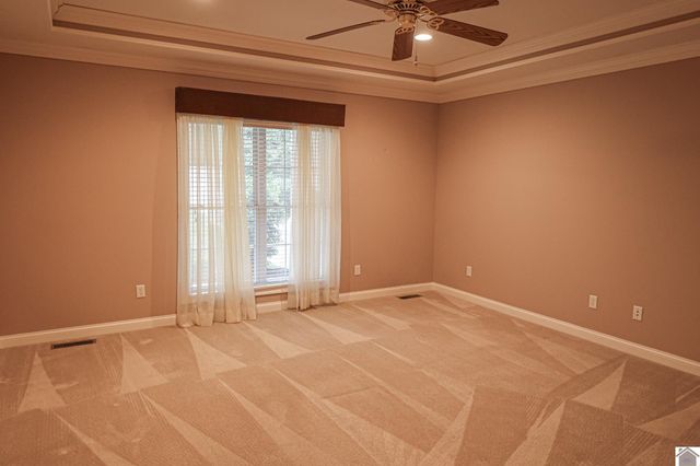 545 Ashcreek, Paducah, KY 42001