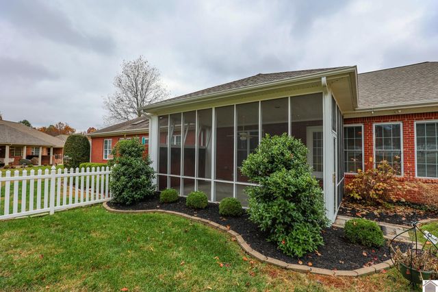 545 Ashcreek, Paducah, KY 42001