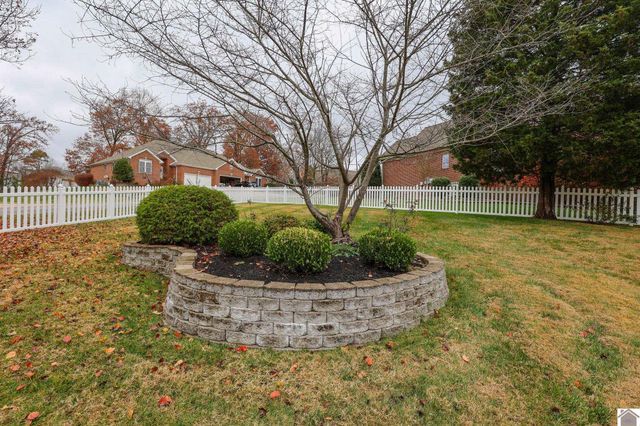 545 Ashcreek, Paducah, KY 42001