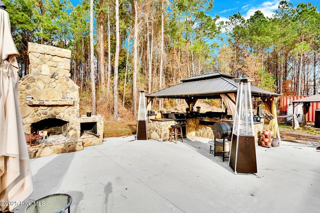 2122 Briley Road, Greenville, NC 27834