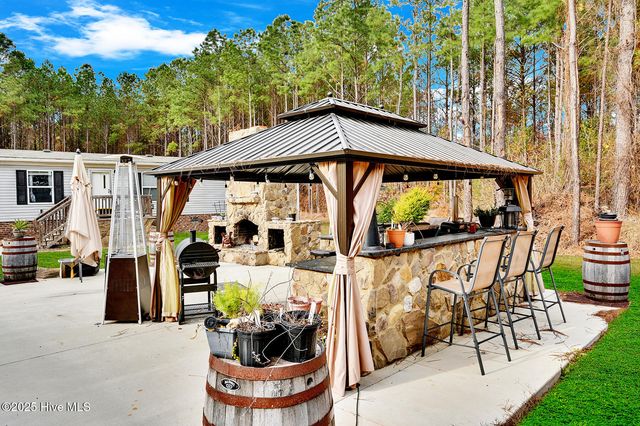 2122 Briley Road, Greenville, NC 27834