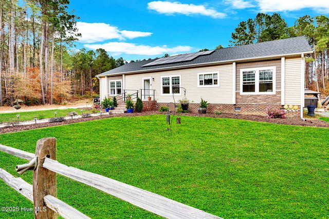 2122 Briley Road, Greenville, NC 27834