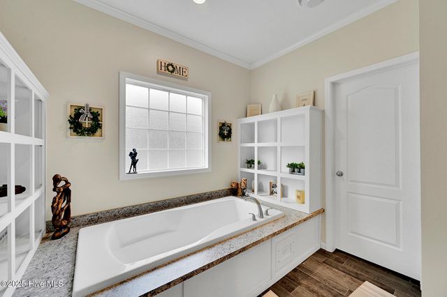 2122 Briley Road, Greenville, NC 27834