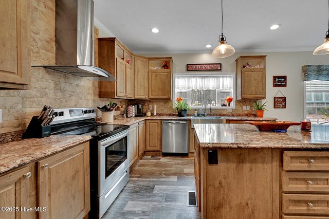 2122 Briley Road, Greenville, NC 27834