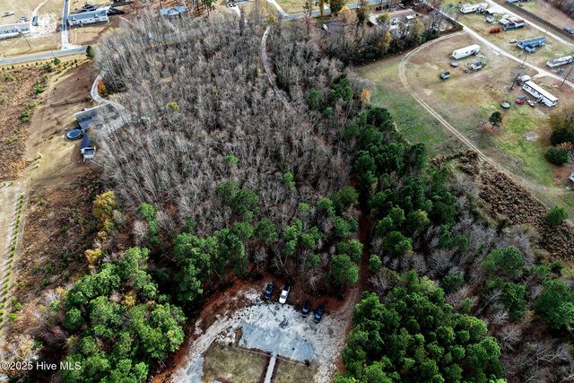 2122 Briley Road, Greenville, NC 27834