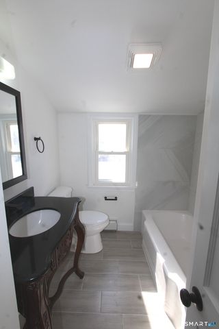 395 Ellis Street, New Britain, CT 06051