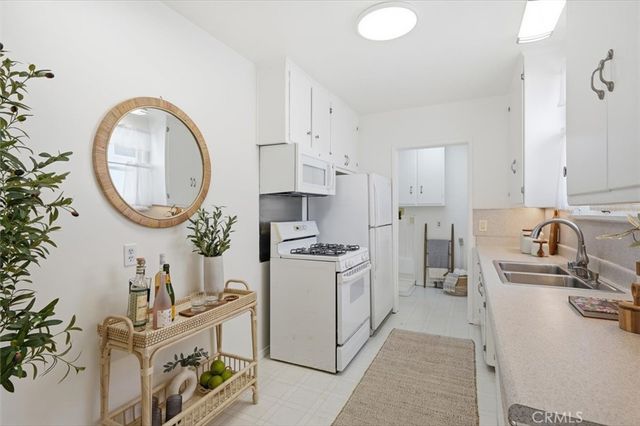 536 24th Street, Manhattan Beach, CA 90266