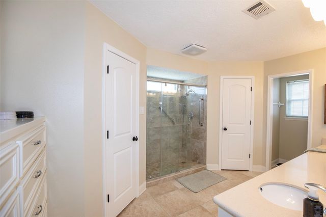 15719 Crestbrook Drive, Houston, TX 77059