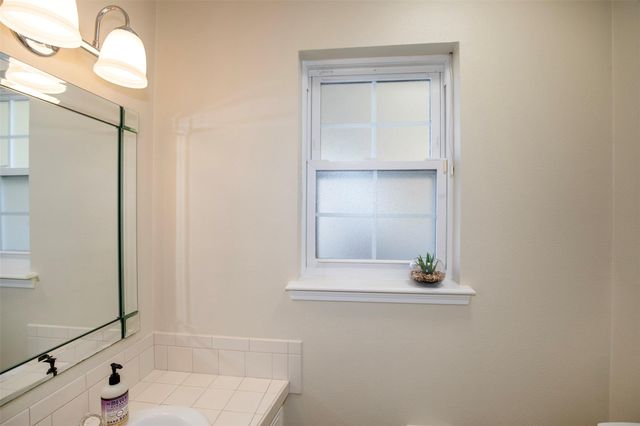 15719 Crestbrook Drive, Houston, TX 77059