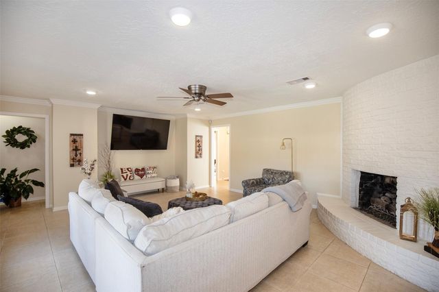 15719 Crestbrook Drive, Houston, TX 77059