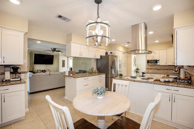 15719 Crestbrook Drive, Houston, TX 77059