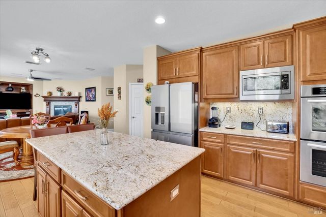 2187 Rasmussen Ct, Fairfield, CA 94533