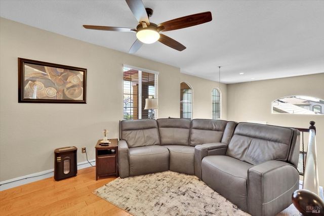 2187 Rasmussen Ct, Fairfield, CA 94533