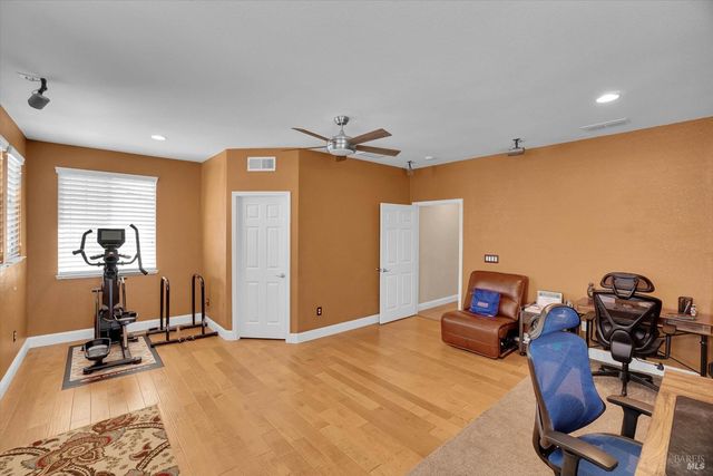 2187 Rasmussen Ct, Fairfield, CA 94533