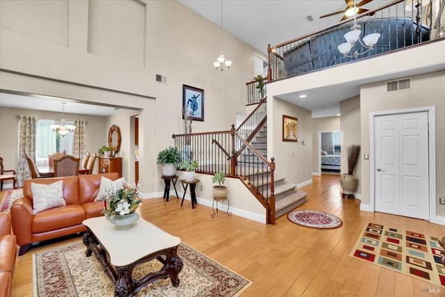 2187 Rasmussen Ct, Fairfield, CA 94533