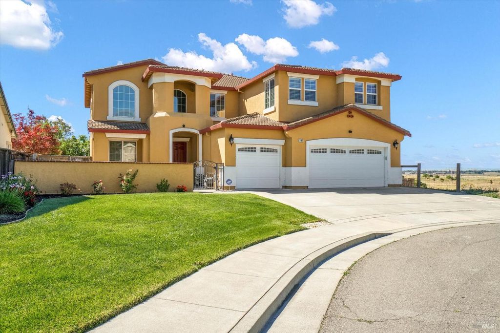 2187 Rasmussen Ct, Fairfield, CA 94533