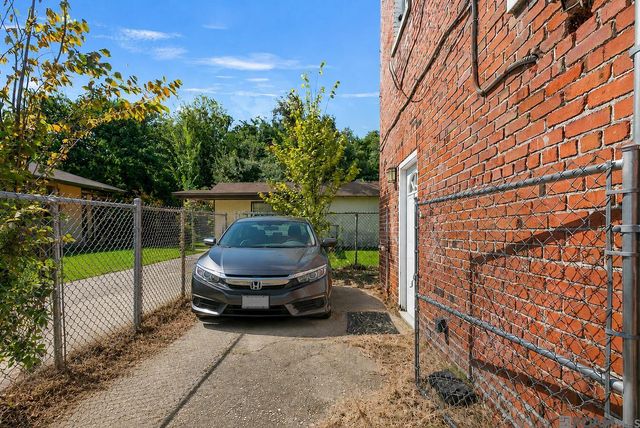 1670 North St, Baton Rouge, LA 70802