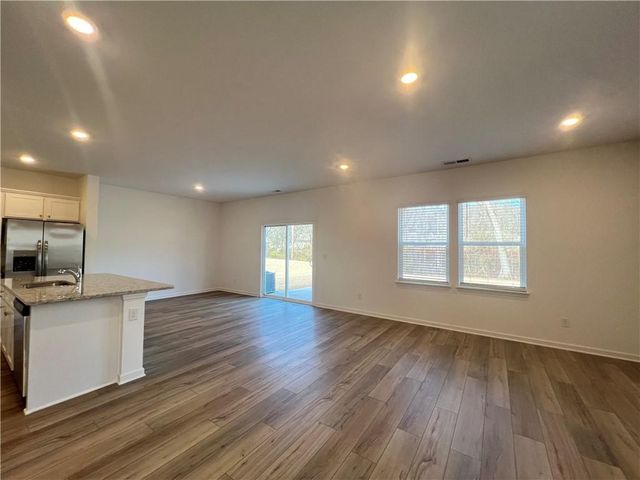 273 Blue Dragon Drive, Jefferson, GA 30549