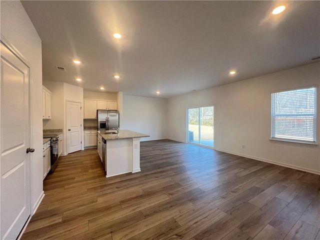 273 Blue Dragon Drive, Jefferson, GA 30549