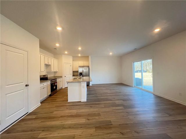 273 Blue Dragon Drive, Jefferson, GA 30549