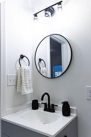 306 Martin St, Gaffney, SC 29341