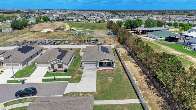 212 BERGAMOT LOOP, Davenport, FL 33837