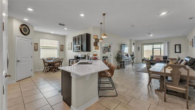 212 BERGAMOT LOOP, Davenport, FL 33837