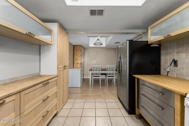 1302 W KEATS Avenue, Mesa, AZ 85202