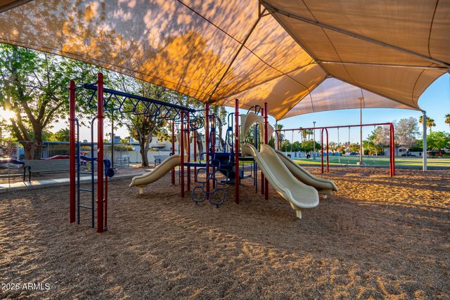 1302 W KEATS Avenue, Mesa, AZ 85202