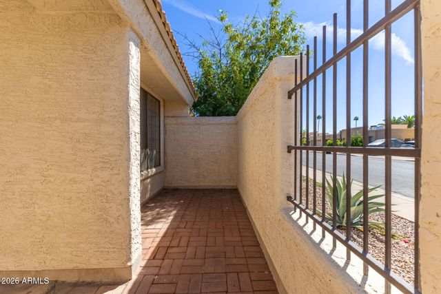 1302 W KEATS Avenue, Mesa, AZ 85202