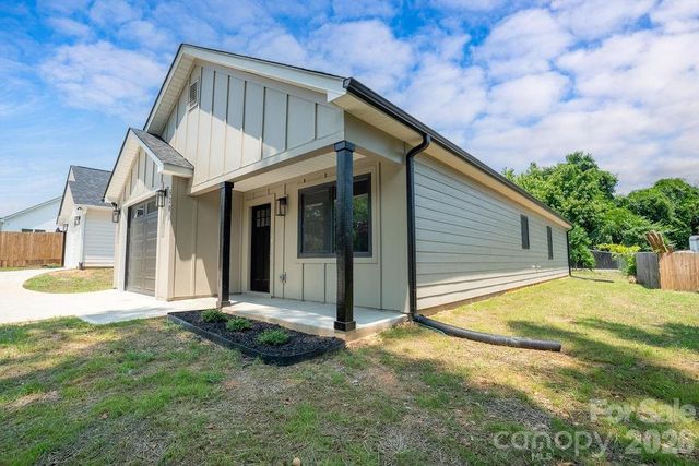 520 E Second Avenue, Gastonia, NC 28054