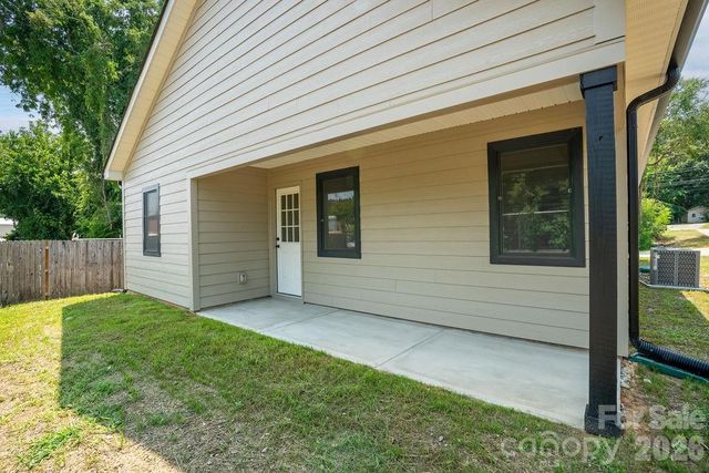 520 E Second Avenue, Gastonia, NC 28054