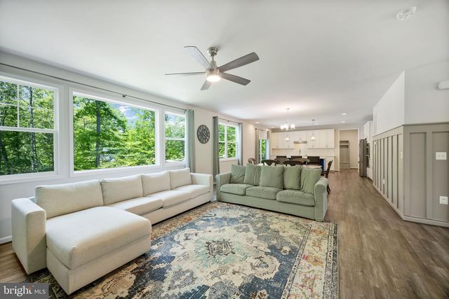 8028 ASHFORD DR, Fredericksburg, VA 22407