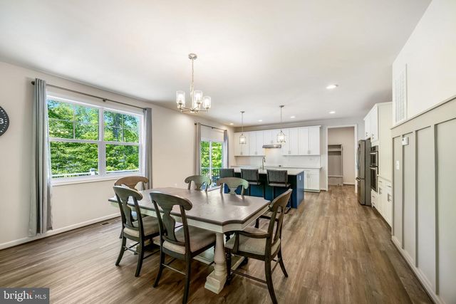 8028 ASHFORD DR, Fredericksburg, VA 22407