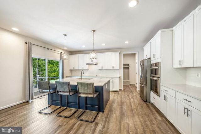 8028 ASHFORD DR, Fredericksburg, VA 22407