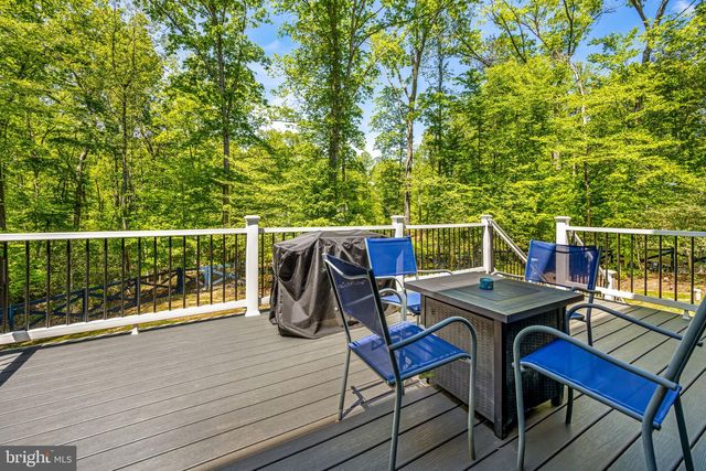 8028 ASHFORD DR, Fredericksburg, VA 22407