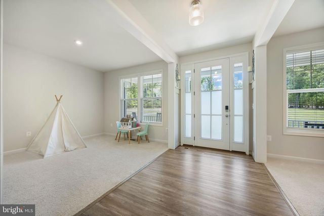 8028 ASHFORD DR, Fredericksburg, VA 22407
