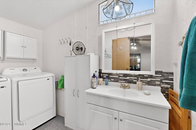 317 Gonzalez Road, La Mesa, NM 88044