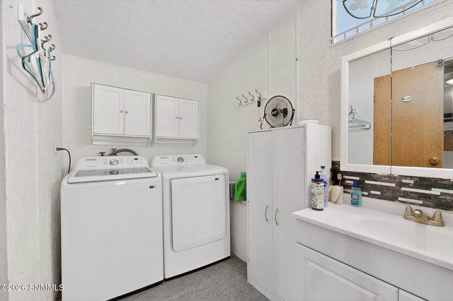 317 Gonzalez Road, La Mesa, NM 88044