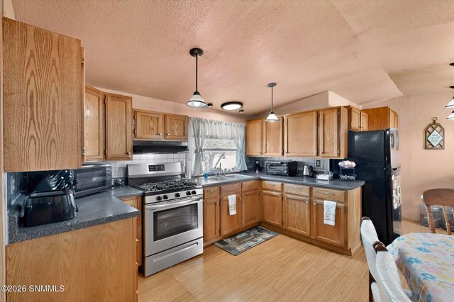 317 Gonzalez Road, La Mesa, NM 88044