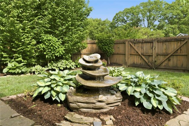 411 Gristmill, Bentonville, AR 72712