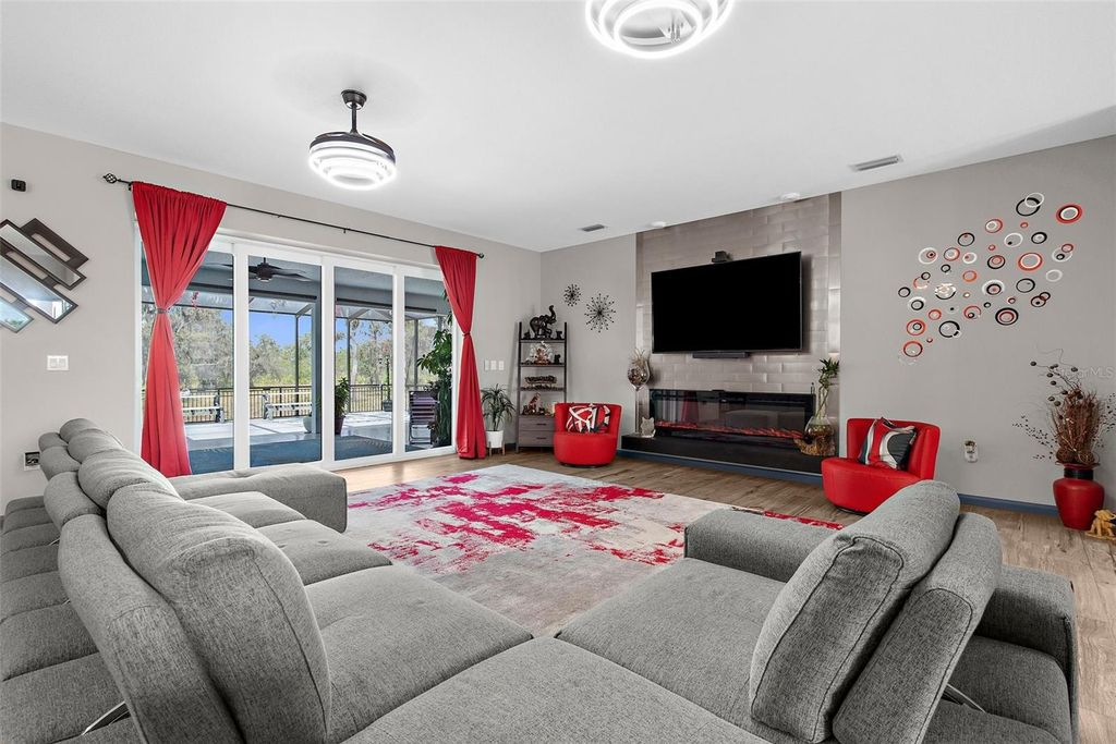 Image 19 of property listing at 1116 406TH COURT E, Myakka City, FL 34251