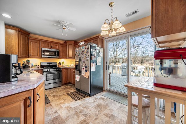 109 BLOUGH RD, Fairless Hills, PA 19030