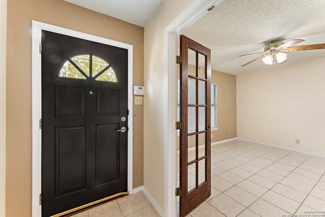 2911 QUIET PLAIN DR, San Antonio, TX 78245