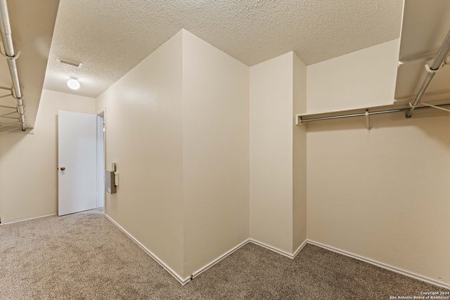 2911 QUIET PLAIN DR, San Antonio, TX 78245