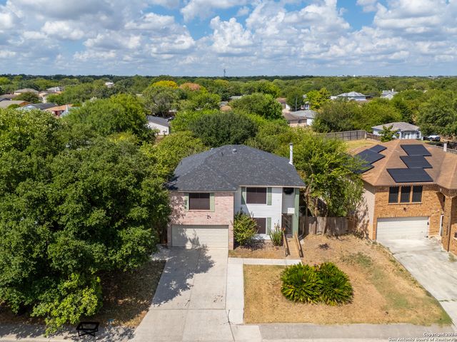 2911 QUIET PLAIN DR, San Antonio, TX 78245