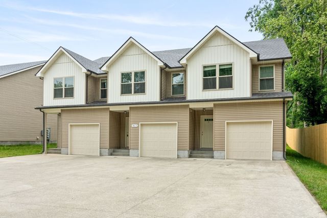 929 Center Rd Apt A, Clarksville, TN 37042