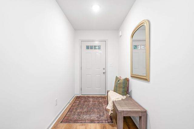 929 Center Rd Apt A, Clarksville, TN 37042